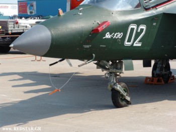 Yak-130 Ριναιο σύστημα προσγείωσης © Konstantinos Panitsidis