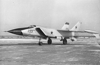 MiG-25 Foxbat. Πρώτη πτήση: 1964