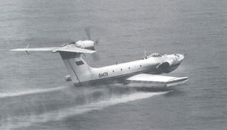 SM-6 Πειραματικό πτερυγόπλοιο. Πρώτη πτήση: 1972