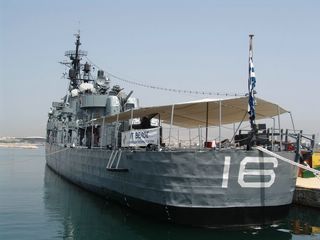 «Велос II» (HHMS/HNS Velos (D-16)) - эсминец типа «Флетчер» (Греция, Афины) © Konstantinos Panitsidis