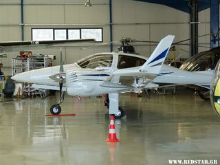 Diamond Aircraft, DA-42 Twin Star Τετραθέσιο δικινητήριο ελαφρύ αεροσκάφος © Konstantinos Panitsidis