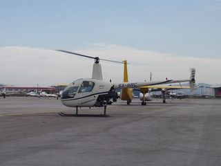 Robinson R22 Διθέσιο ελαφρύ ελικόπτερο. Πρώτη πτήση: 1975 © Μ. Ανδρέου