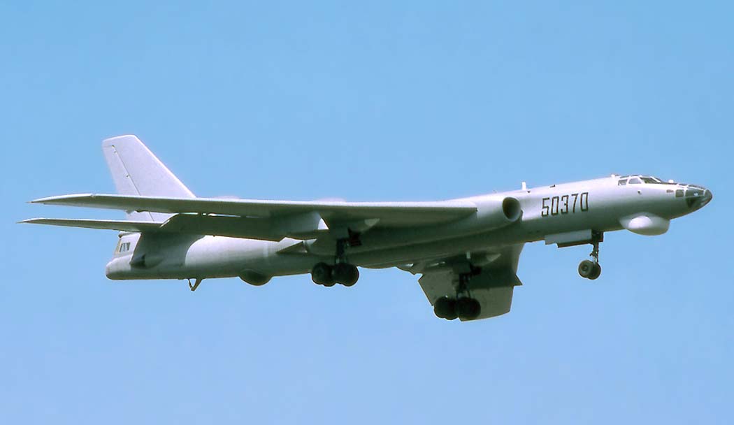 H-6E Βομβαρδιστικό αεροσκάφος. Πρώτη πτήση: 1979 © Marc Van Zon