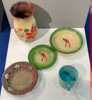 Enameled products of the Kea factory © Marcos Andreou