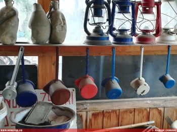 Various enamel products from the factory © Marcos Andreou