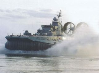 Πλοίο Ταχείας Μεταφοράς Zubr