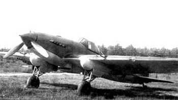 Il-2 Βαρύ διθέσιο αεροσκάφος εγγύς υποστήριξης. Πρώτη πτήση: 1940